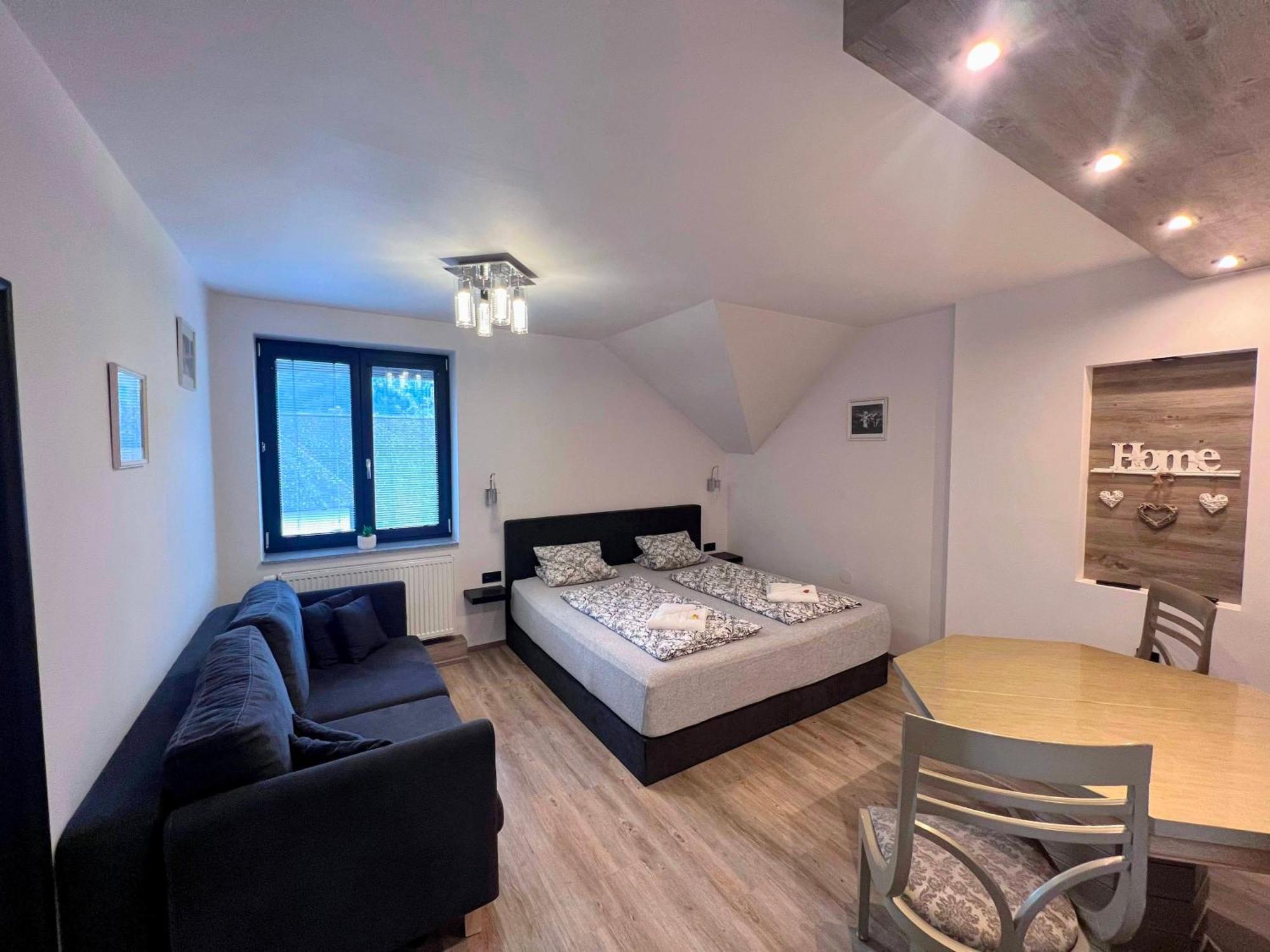 Grand V Centru Apartment Harrachov