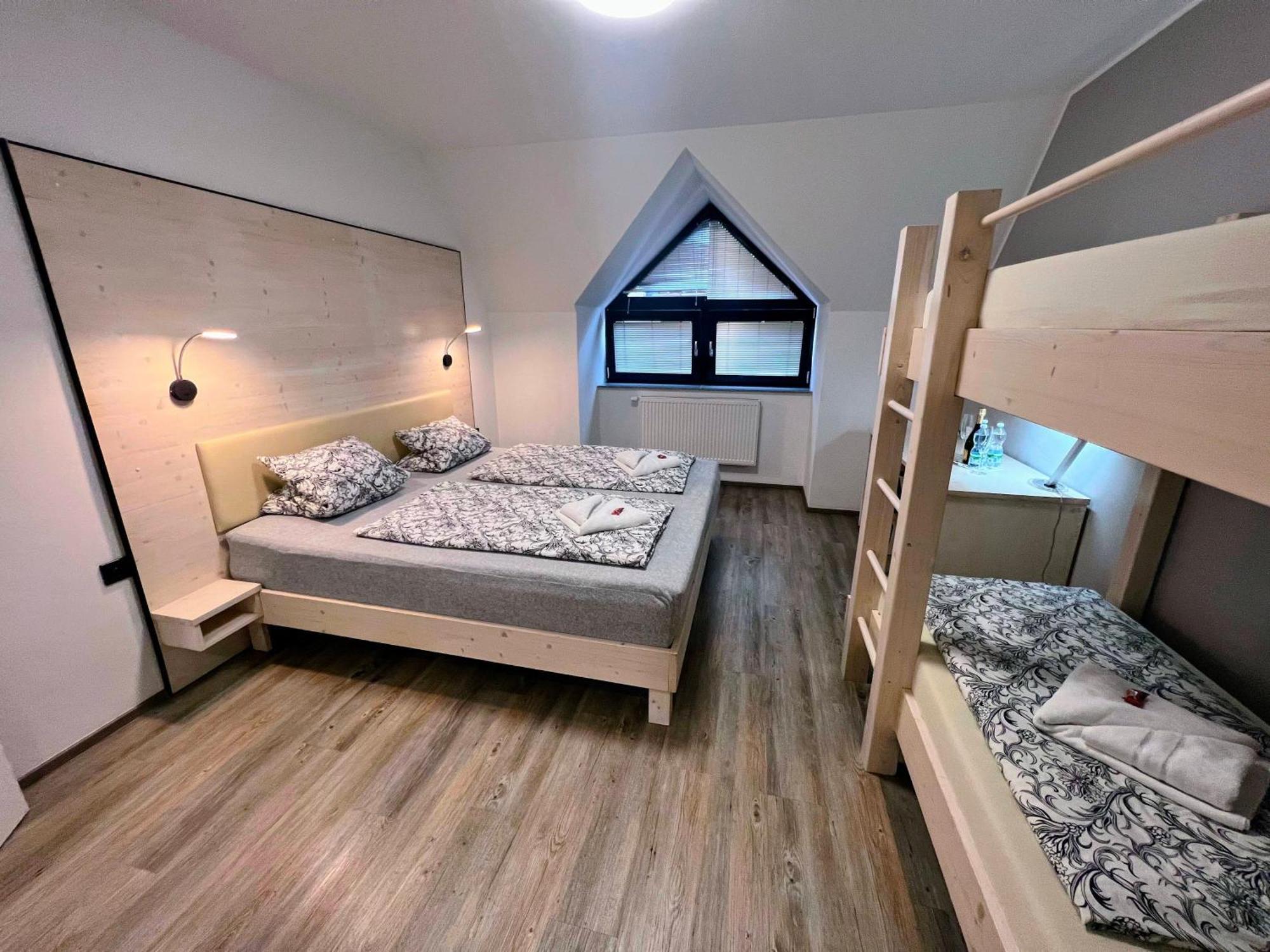 Apartment Grand V Centru