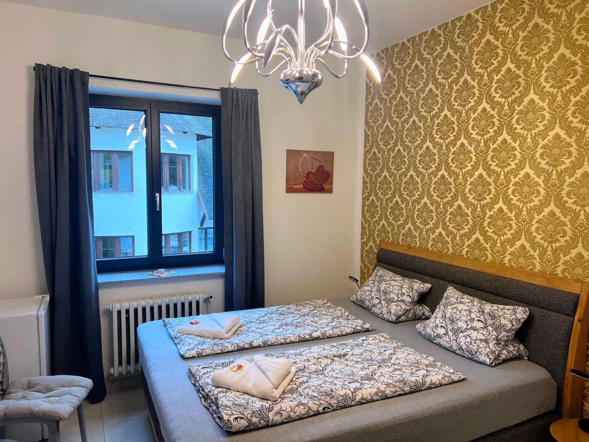 Apartment Grand V Centru *