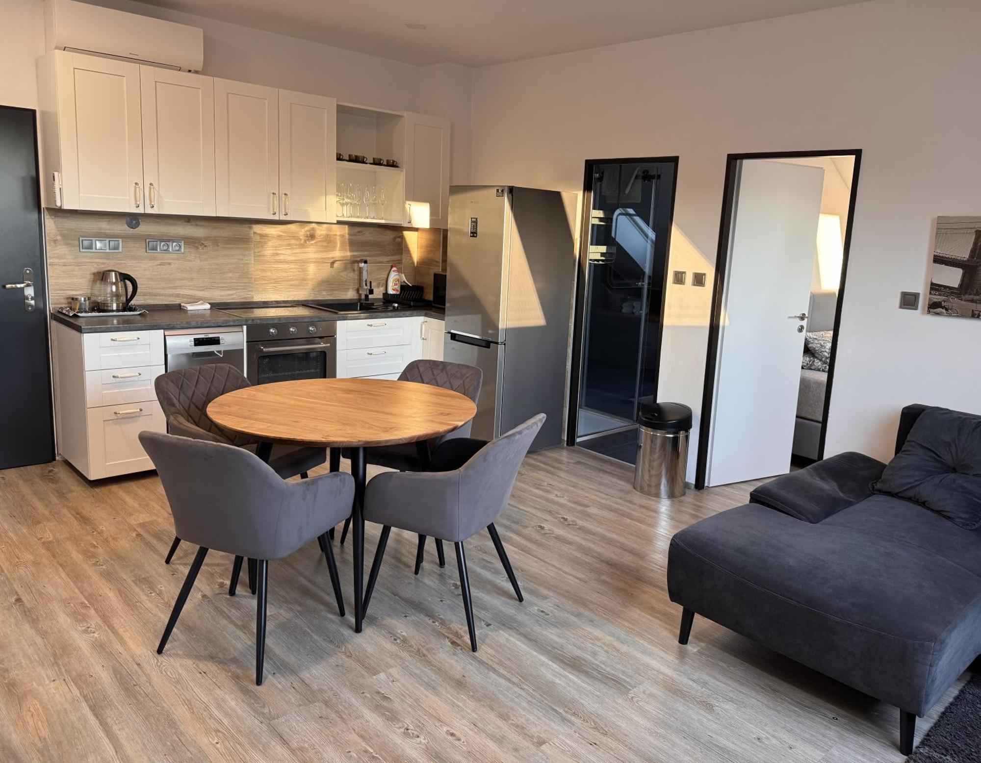 Grand V Centru Apartment Harrachov